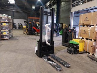 Stacker com condutor a pé Hangcha CDD12-AMC2-Li