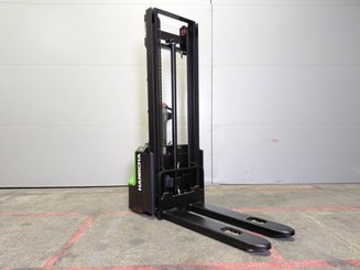 Stacker com condutor a pé Hangcha CDD12-AMC2-Li