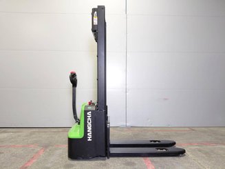 Stacker com condutor a pé Hangcha CDD12-AMC2-Li