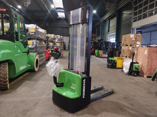 Stacker com condutor a pé Hangcha CDD12-AMC2-Li - 1