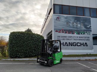 Empilhador de contrapeso 4 rodas Hangcha AE18i (CPD18-AEY2-I) 