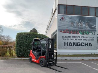 Empilhador de contrapeso 4 rodas Hangcha XF25D-2 (CPCD25-X2H7F1)