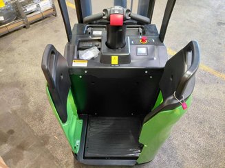 Stacker com condutor transportado Hangcha CDD16-XT1S-SISU