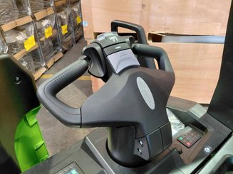 Stacker com condutor transportado Hangcha CDD16-XT1S-SISU