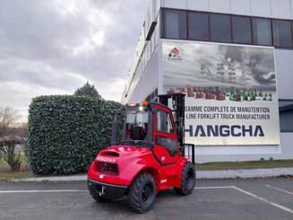 Carreta elevadora todo terreno Hangcha TT30-4 (CPCD30-XW98C-RT4)