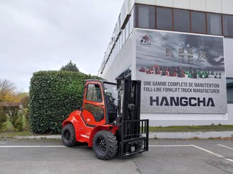 Carreta elevadora todo terreno Hangcha TT25-4 (CPCD25-XW98C-RT4)