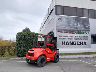 Carreta elevadora todo terreno Hangcha TT25-4 (CPCD25-XW98C-RT4)