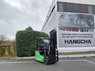 Empilhador de contrapeso 3 rodas Hangcha  XC3-18i (CPDS18-XCY2G-SI) 