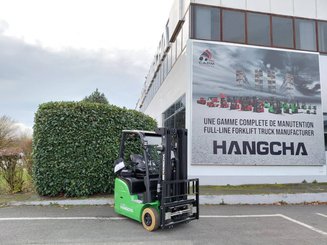 Empilhador de contrapeso 3 rodas Hangcha  XC3-18i (CPDS18-XCY2G-SI) 