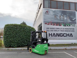 Empilhador de contrapeso 3 rodas Hangcha  XC3-18i (CPDS18-XCY2G-SI) 