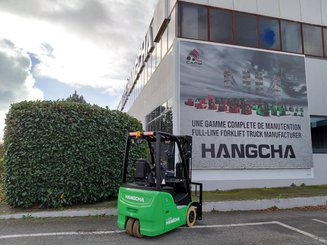 Empilhador de contrapeso 3 rodas Hangcha XC3-18i