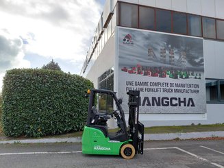 Empilhador de contrapeso 3 rodas Hangcha XC3-18i