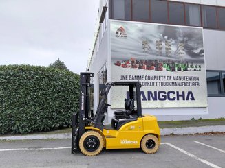 Empilhador de contrapeso 4 rodas Hangcha XE35i (CPD35-XEY2HA-SI)