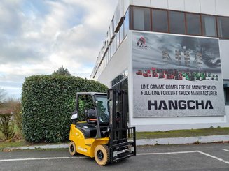 Empilhador de contrapeso 4 rodas Hangcha XE18i (CPD18-XEY2HA-SI) 