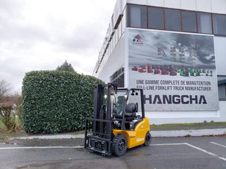 Empilhador de contrapeso 4 rodas Hangcha XE25i ( CPD25-XEY2HA-SI )