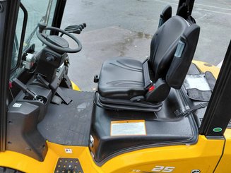 Empilhador de contrapeso 4 rodas Hangcha XE25i ( CPD25-XEY2HA-SI )