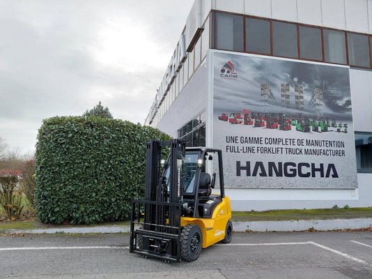 Empilhador de contrapeso 4 rodas Hangcha XE25i ( CPD25-XEY2HA-SI ) - 1