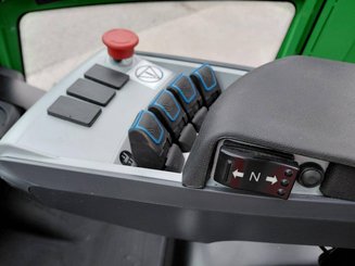 Empilhador de contrapeso 4 rodas Hangcha XC70i (CPD70-XCY2-SI)