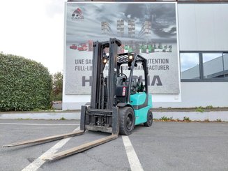 Empilhador de contrapeso 4 rodas Hyster H3.00FT