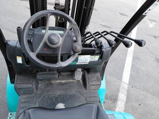 Empilhador de contrapeso 4 rodas Hyster H3.00FT