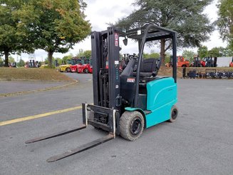 Empilhador de contrapeso 4 rodas Hyster J2.50XM