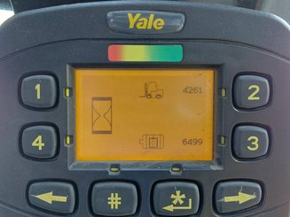 Empilhador de contrapeso 4 rodas Yale ERP25VL