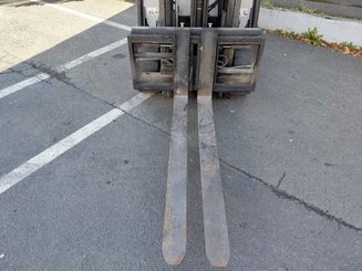Empilhador de contrapeso 4 rodas Yale ERP30VL