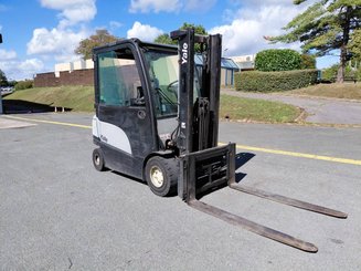 Empilhador de contrapeso 4 rodas Yale ERP30VL