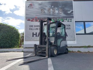 Empilhador de contrapeso 4 rodas Yale ERP30VL