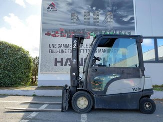 Empilhador de contrapeso 4 rodas Yale ERP30VL