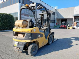 Empilhador de contrapeso 4 rodas Caterpillar GP20N