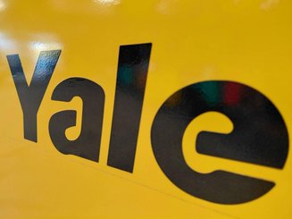 Empilhador retráctil Yale MR14 - 11
