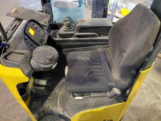Empilhador retráctil Yale MR10E - 8