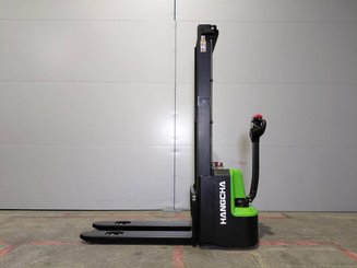 Stacker com condutor a pé Hangcha CDD12-AMC2-Li