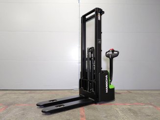 Stacker com condutor a pé Hangcha CDD12-AMC2-Li