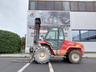 Carreta elevadora todo terreno Manitou MC50