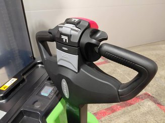 Stacker com condutor a pé Hangcha CDD20 XT1-SI