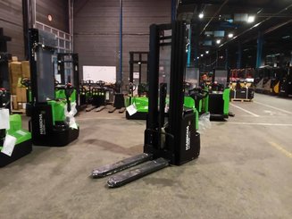 Stacker com condutor a pé Hangcha CDD20 XT1-SI