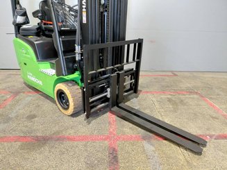 Empilhador de contrapeso 3 rodas Hangcha XC3-20i (CPDS20-XCY2G-SI) - 7