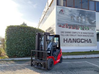 Empilhador de contrapeso 4 rodas Hangcha XF25D-2 (CPCD25-X2H7F1)