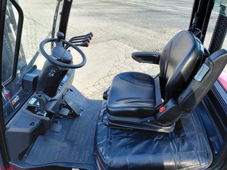 Empilhador de contrapeso 4 rodas Hangcha XF25D-2 (CPCD25-X2H7F1)