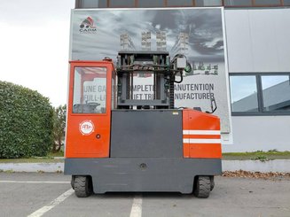 Empilhador retráctil de 4 direcções AMLIFT 40-15/55