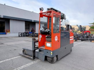 Empilhador retráctil de 4 direcções AMLIFT 40-15/55