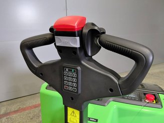 Porta-paletes eléctrico com condutor a pé Hangcha CBD30-XT1-SI