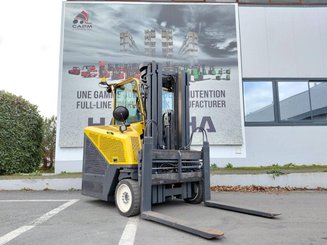 Empilhador retráctil de 4 direcções Combilift C4000