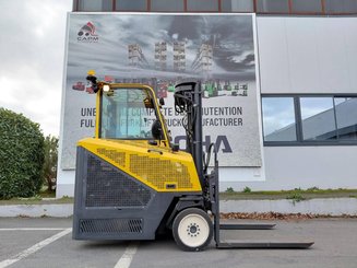 Empilhador retráctil de 4 direcções Combilift C4000
