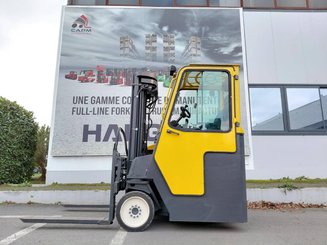 Empilhador retráctil de 4 direcções Combilift C4000