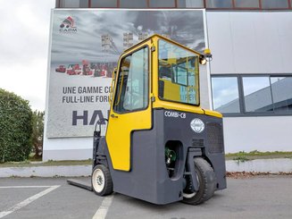 Empilhador retráctil de 4 direcções Combilift C4000