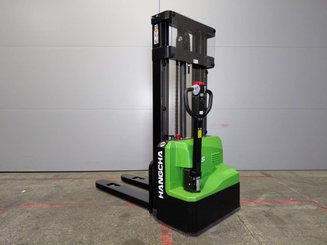 Stacker com condutor a pé Hangcha CDD15-A2MC2-ISZ