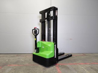 Stacker com condutor a pé Hangcha CDD15-A2MC2-ISZ
